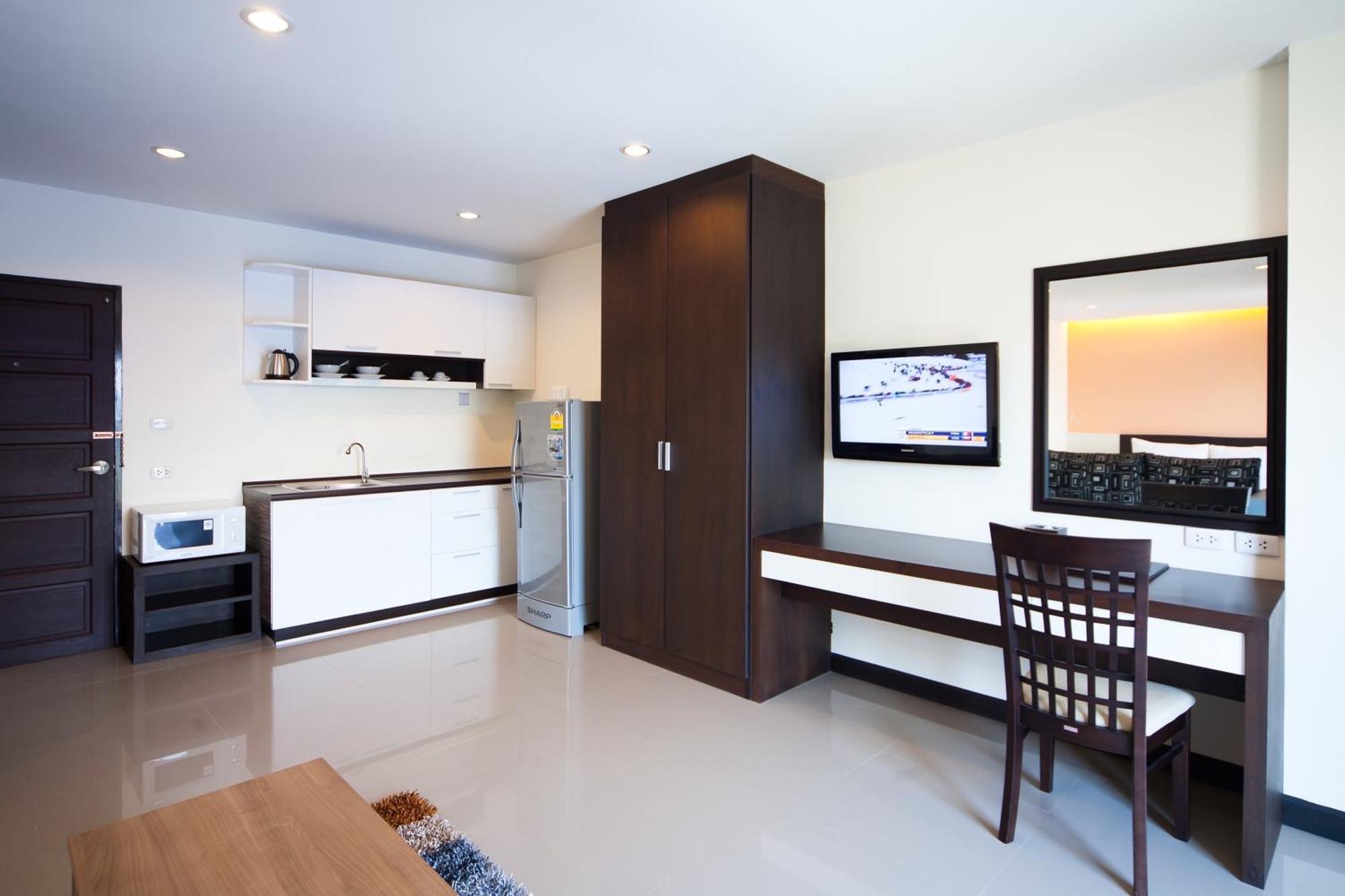 Phavina Hotel Rayong Sha Extra Plus Екстер'єр фото