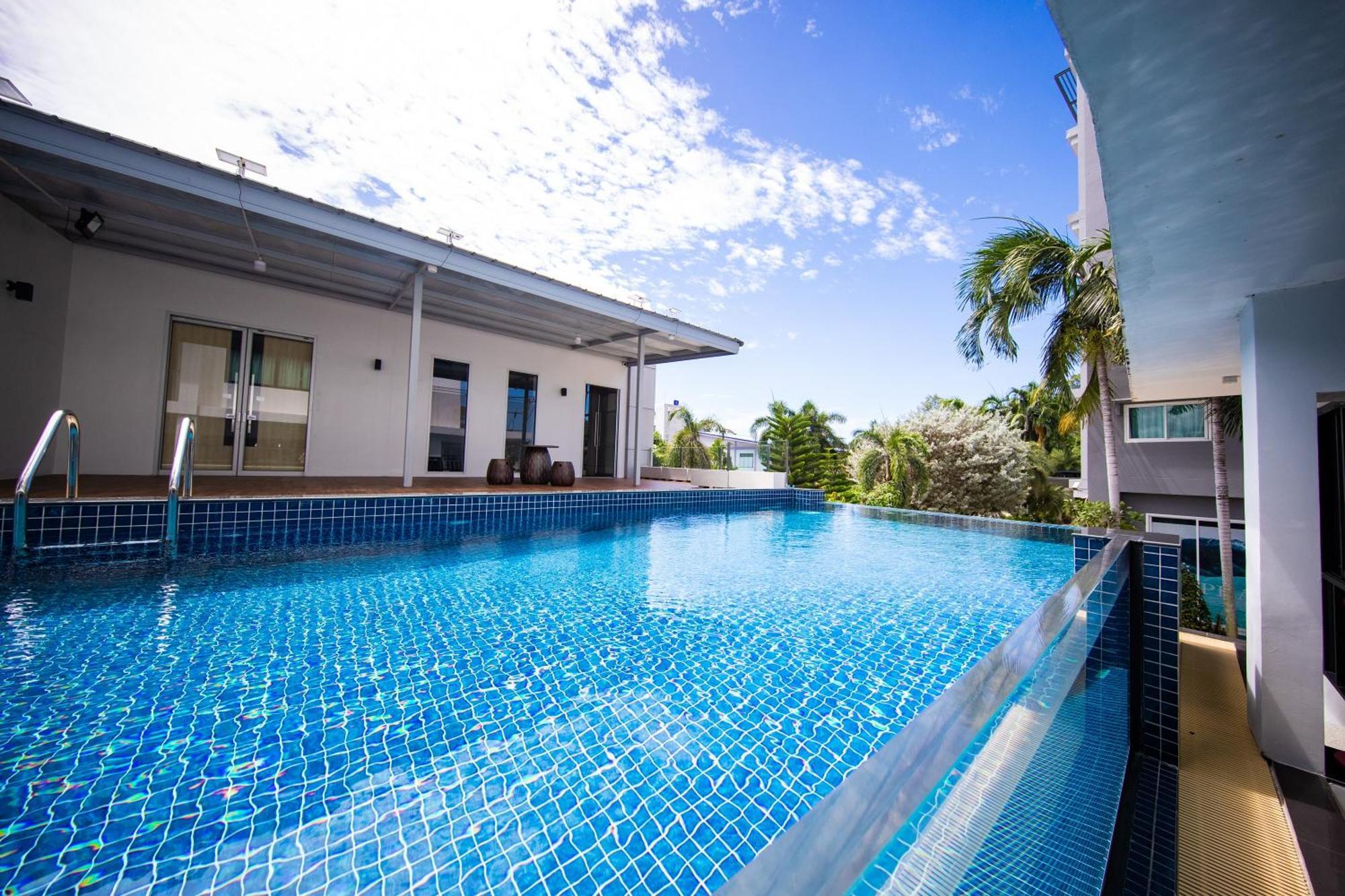Phavina Hotel Rayong Sha Extra Plus Екстер'єр фото