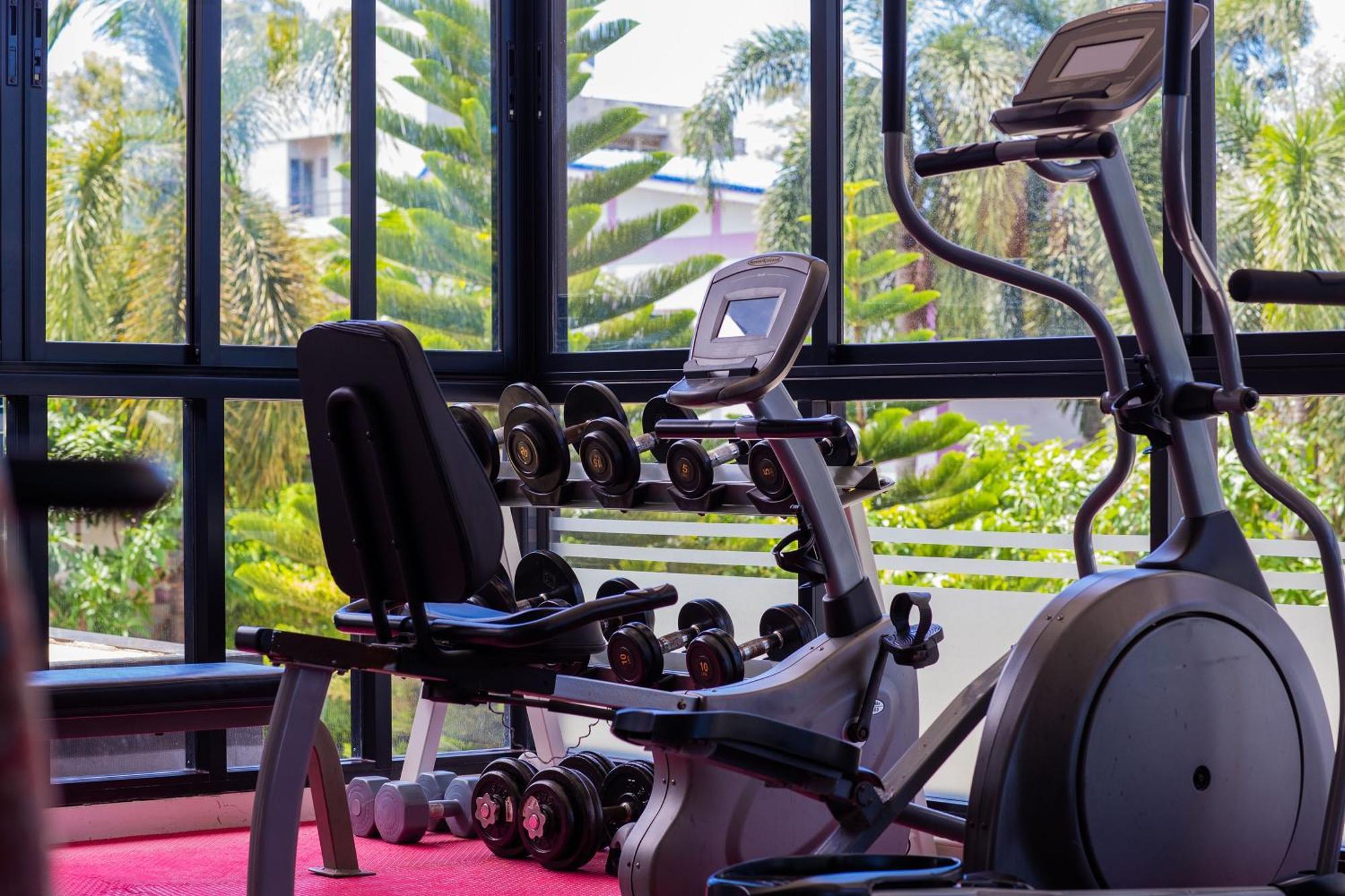 Phavina Hotel Rayong Sha Extra Plus Екстер'єр фото