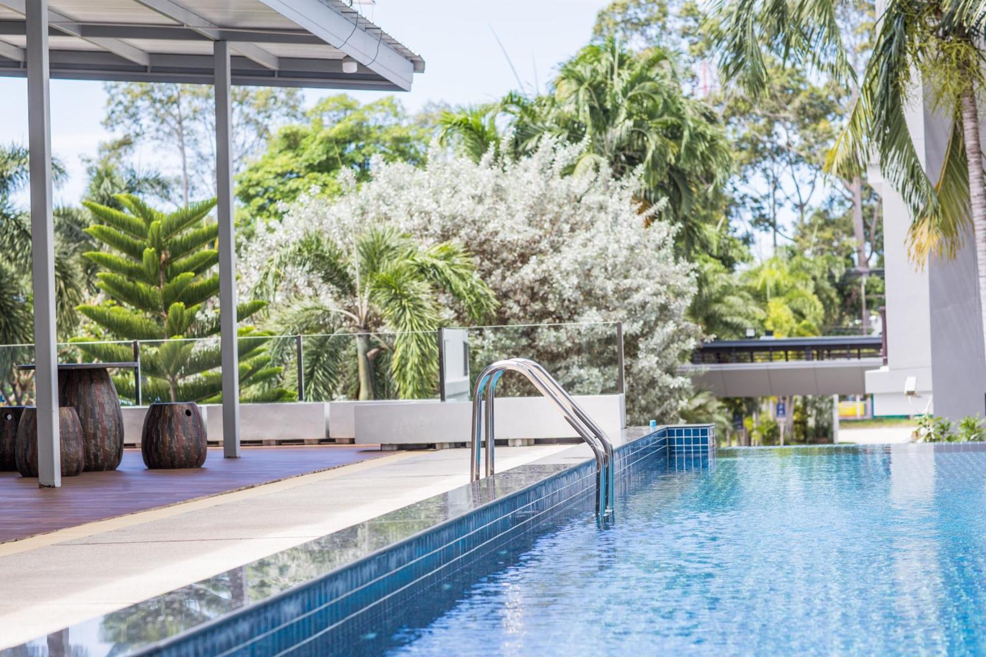 Phavina Hotel Rayong Sha Extra Plus Екстер'єр фото