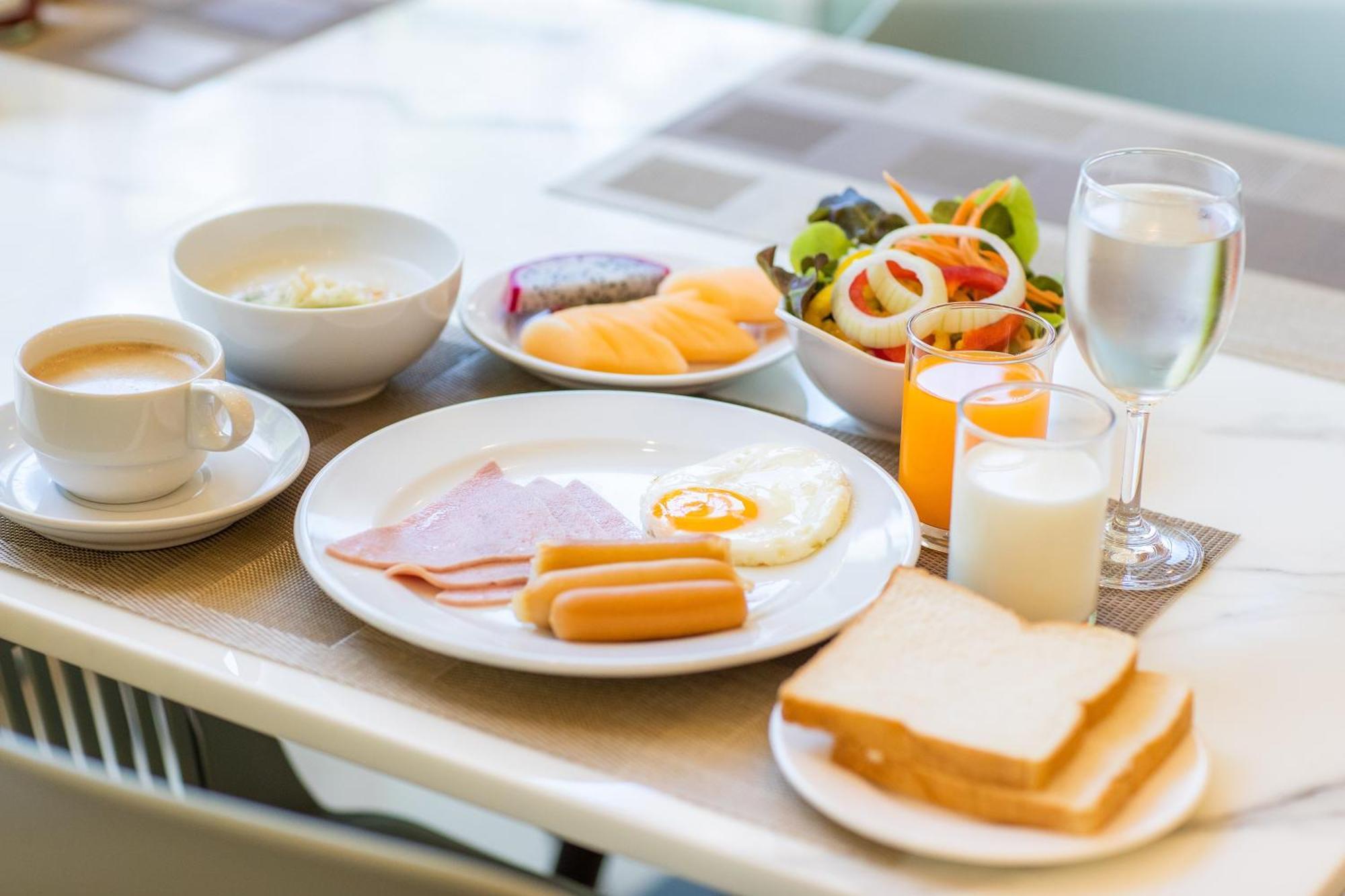 Phavina Hotel Rayong Sha Extra Plus Екстер'єр фото