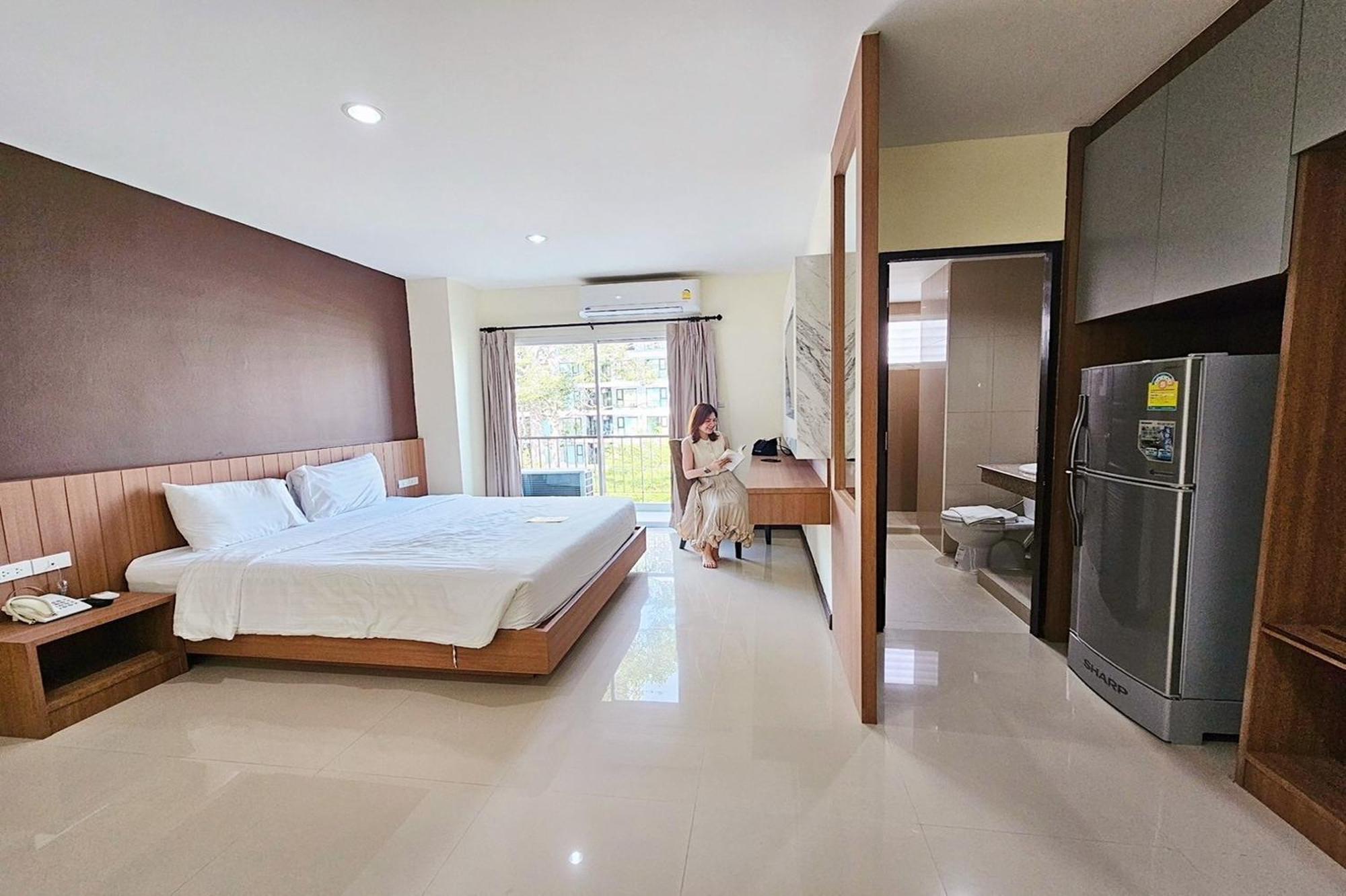 Phavina Hotel Rayong Sha Extra Plus Екстер'єр фото